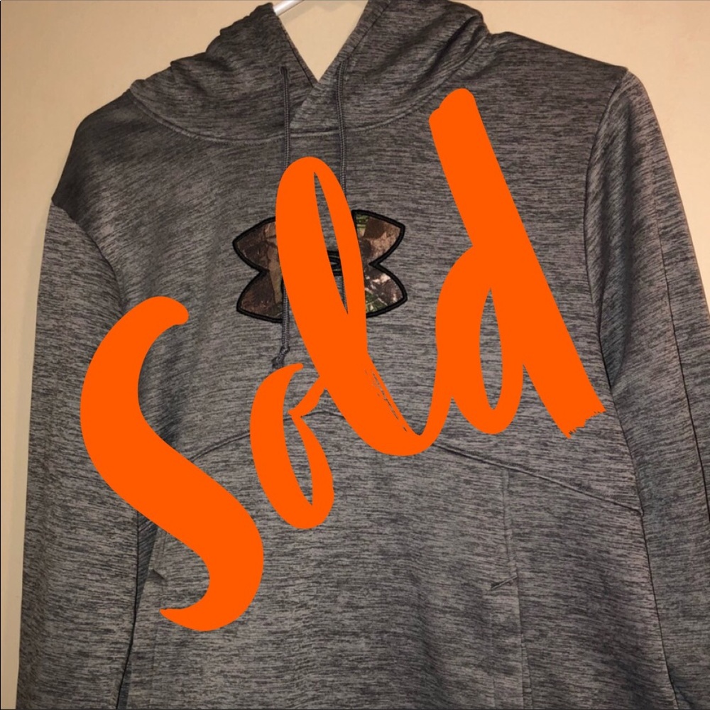 Men’s Under Armour hoodie